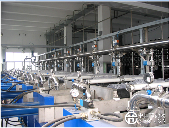 平板膜設(shè)備圖片