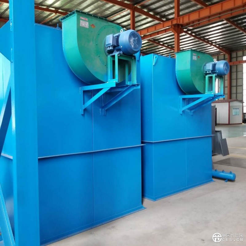 脈沖除塵器實(shí)拍圖