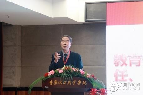 觀點(diǎn)：新能源汽車商業(yè)化時(shí)機(jī)尚未成熟，我國氫能產(chǎn)業(yè)尚需降低成本