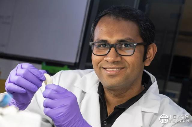 新發(fā)明的“柔性絕緣體”具有高強(qiáng)度和優(yōu)良導(dǎo)熱性能！