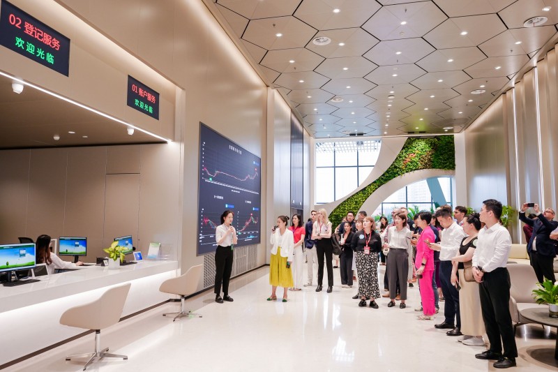 武漢，站上“雙碳”風(fēng)口