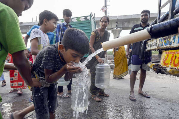 極端天氣頻發(fā)，中國“雙碳”之路助力全球氣候治理