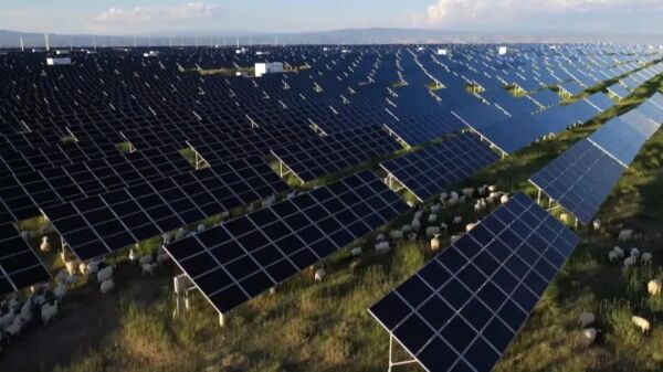 碳中和目標(biāo)下空氣質(zhì)量-人群健康-清潔能源協(xié)同效應(yīng)的正反饋機(jī)制