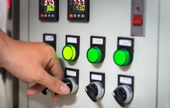 負荷計算與無功功率補償全方位指南（從入門到精通）