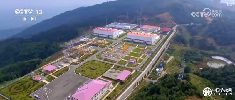 能源“大動(dòng)脈”跨越式提升夯實(shí)經(jīng)濟(jì)“硬支撐” 經(jīng)濟(jì)發(fā)展“綠色引擎”動(dòng)力更足 能源“大動(dòng)脈”跨越式提升夯實(shí)經(jīng)濟(jì)“硬支撐” 經(jīng)濟(jì)發(fā)展“綠色引擎”動(dòng)力更足