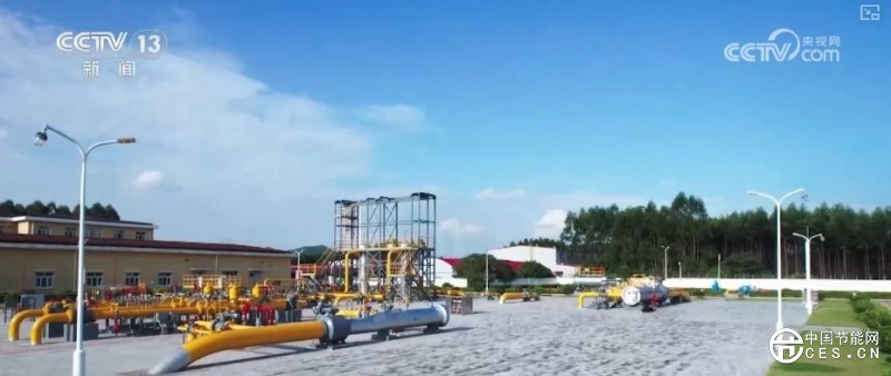 能源“大動(dòng)脈”跨越式提升夯實(shí)經(jīng)濟(jì)“硬支撐” 經(jīng)濟(jì)發(fā)展“綠色引擎”動(dòng)力更足 能源“大動(dòng)脈”跨越式提升夯實(shí)經(jīng)濟(jì)“硬支撐” 經(jīng)濟(jì)發(fā)展“綠色引擎”動(dòng)力更足