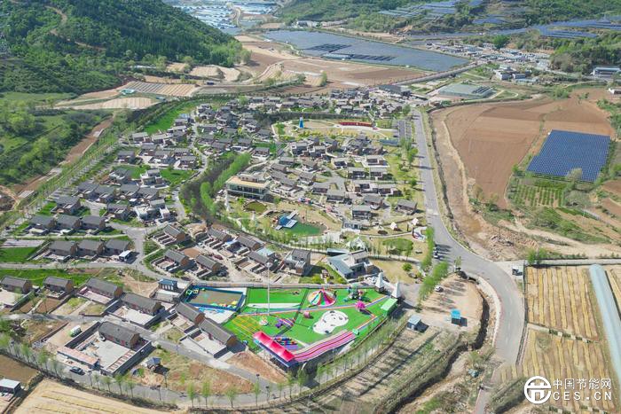 中國(guó)鄉(xiāng)村探索低碳發(fā)展路徑 構(gòu)建可持續(xù)未來(lái)