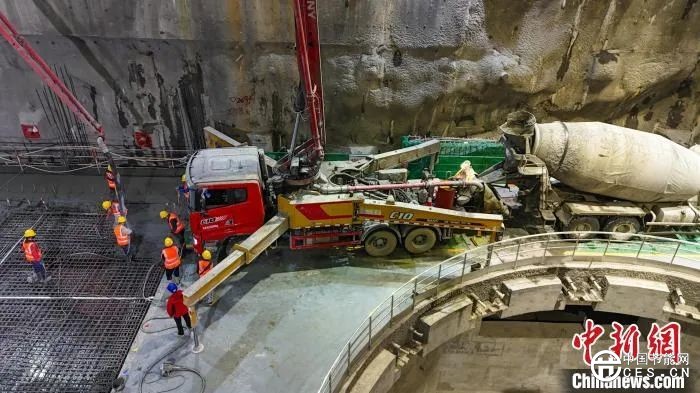 我國(guó)海拔最高，進(jìn)入新階段