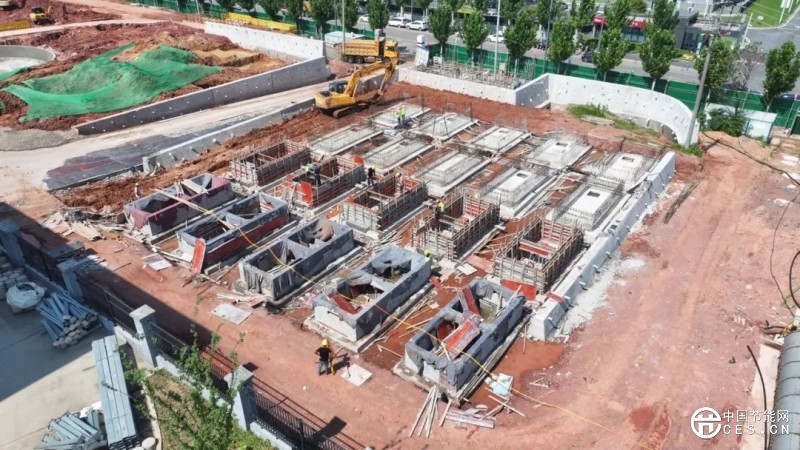 浙江全省首個(gè)深度融合“電儲(chǔ)能調(diào)頻+水蓄冷調(diào)峰”示范項(xiàng)目建設(shè)進(jìn)展 浙江全省首個(gè)深度融合“電儲(chǔ)能調(diào)頻+水蓄冷調(diào)峰”示范項(xiàng)目建設(shè)進(jìn)展