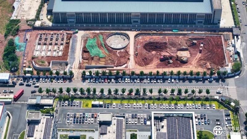 浙江全省首個(gè)深度融合“電儲(chǔ)能調(diào)頻+水蓄冷調(diào)峰”示范項(xiàng)目建設(shè)進(jìn)展 浙江全省首個(gè)深度融合“電儲(chǔ)能調(diào)頻+水蓄冷調(diào)峰”示范項(xiàng)目建設(shè)進(jìn)展