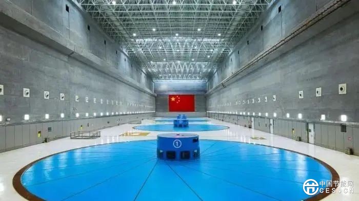 世界最大清潔能源走廊高峰運行機組超百臺 世界最大清潔能源走廊高峰運行機組超百臺