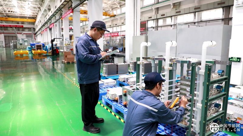 我國(guó)首臺(tái)大型國(guó)產(chǎn)變速抽蓄機(jī)組勵(lì)磁系統(tǒng)成功下線 我國(guó)首臺(tái)大型國(guó)產(chǎn)變速抽蓄機(jī)組勵(lì)磁系統(tǒng)成功下線