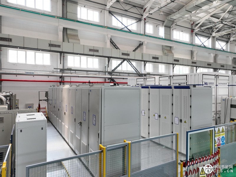 我國(guó)首臺(tái)大型國(guó)產(chǎn)變速抽蓄機(jī)組勵(lì)磁系統(tǒng)成功下線 我國(guó)首臺(tái)大型國(guó)產(chǎn)變速抽蓄機(jī)組勵(lì)磁系統(tǒng)成功下線