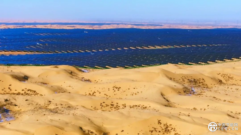 光伏創(chuàng)新應(yīng)用加速“綠進(jìn)沙退”