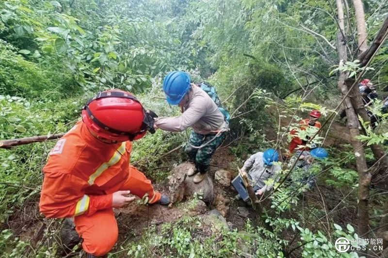 能源電力系統(tǒng)奮戰(zhàn)防汛救災(zāi)一線 能源電力系統(tǒng)奮戰(zhàn)防汛救災(zāi)一線