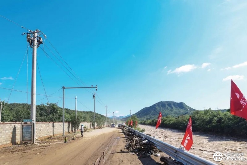 能源電力系統(tǒng)奮戰(zhàn)防汛救災(zāi)一線 能源電力系統(tǒng)奮戰(zhàn)防汛救災(zāi)一線