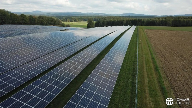 全球光伏裝機(jī)預(yù)測上調(diào) 中國引領(lǐng)作用持續(xù)凸顯 全球光伏裝機(jī)預(yù)測上調(diào) 中國引領(lǐng)作用持續(xù)凸顯