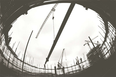 浙能溫州發(fā)電廠7號(hào)機(jī)組正在安裝超低排放吸收塔。