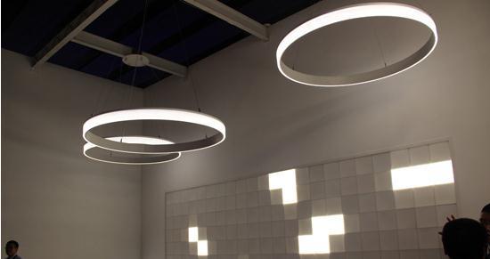 這些智能建筑以人性化、環(huán)保、健康為目標(biāo)