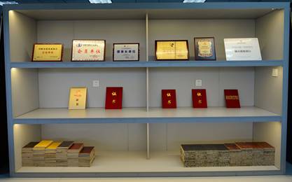 榮譽(yù)柜(12-08-15-22-46)_副本