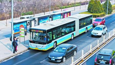 純電動公交“巨無霸”試運(yùn)營