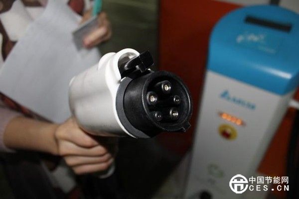 低速電動車標(biāo)準焦點不在速度 安全最重要