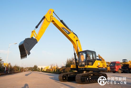 雷沃FR220E挖掘機(jī)