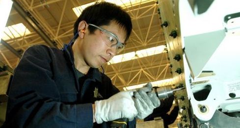 中國的鉚接專家：青春因磨礪而閃光