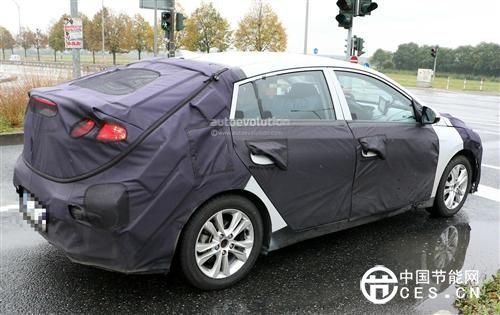 現(xiàn)代Ioniq諜照曝光 插電混動(dòng)版或于2017年亮相