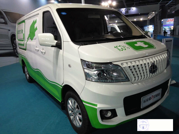 長(zhǎng)安逸動(dòng)EV等3款新能源車亮相廣州新能源汽車交易展覽會(huì)