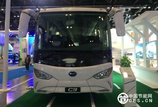商用乘用齊發(fā)力  比亞迪亮相國(guó)際新能源汽車成果展