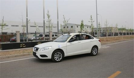 電動(dòng)化+智能化潮流席卷北京車展，誰造未來汽車？