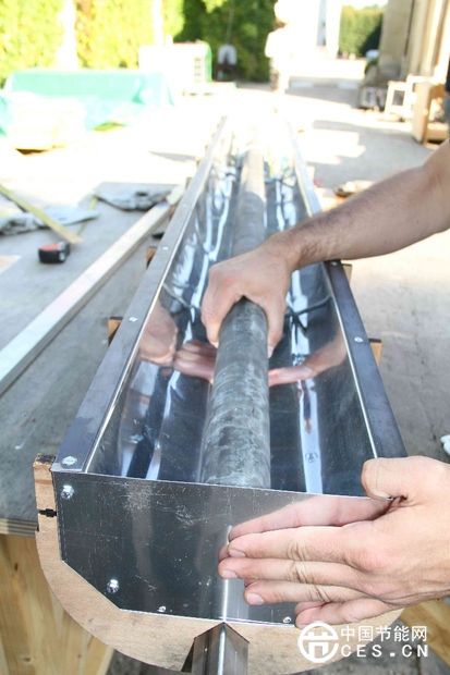 節(jié)約能源:DIY一個太陽能集熱器裝屋頂