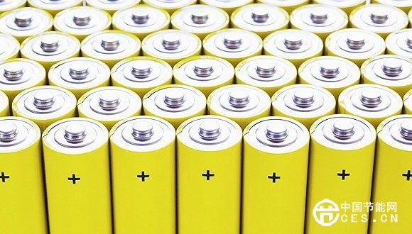 專家：三元材料和磷酸鐵鋰在動(dòng)力鋰電池中的應(yīng)用