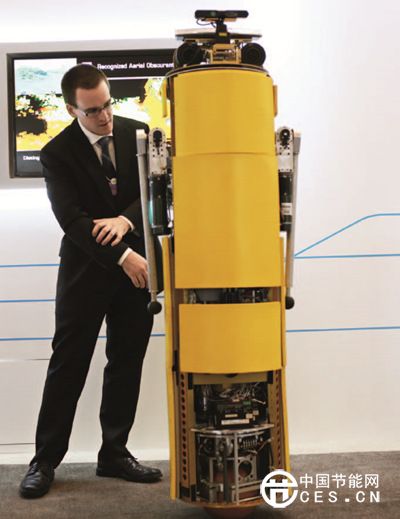 生產(chǎn)全球化到科技全球化:機(jī)器人“占領(lǐng)”達(dá)沃斯